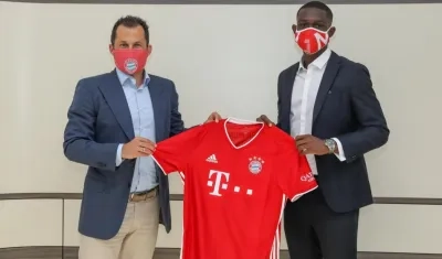 Hasan Salihamidzic y Tanguy Nianzu Kouassi.