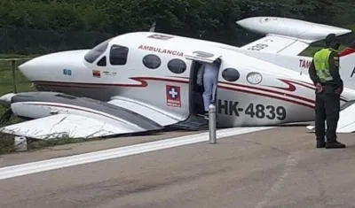 La avioneta ambulancia de la misión médica.