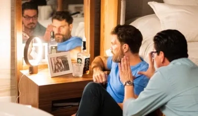 El actor Julian Gil y el director colombiano Jaime Segura.