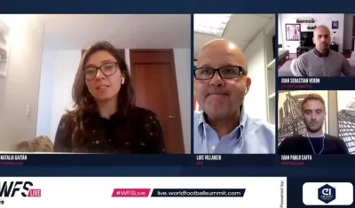 La jugadora de Valencia Féminas Natalia Gaitán participó en un conversatorio.