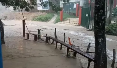 El desbordamiento del arroyo.