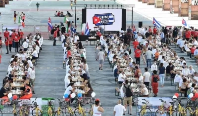 Agasajo a médicos cubanos en Turín.