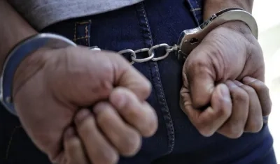 El hombre fue asegurado en centro carcelario.