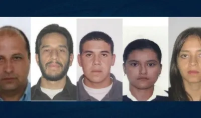 Cinco de los asegurados.