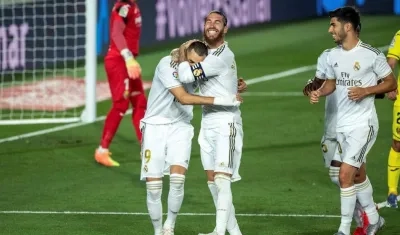 La celebración de Benzema y Sergio Ramos.
