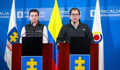 Contralor y Fiscal en una rueda de prensa de control a recursos, en medio del coronavirus..