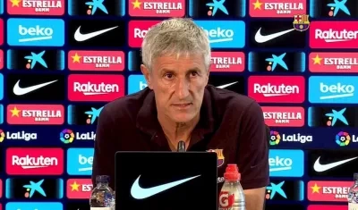 El técnico barcelonista Quique Setién.
