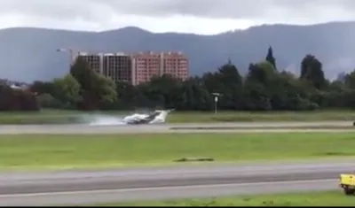 Momentos del aterrizaje de emergencia.