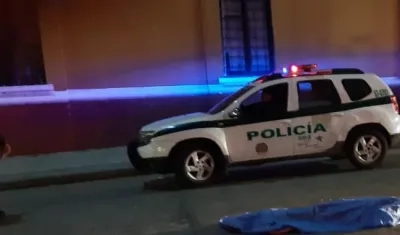 La Policía hizo presencia en el lugar del accidente.