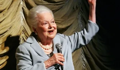 Olivia de Havilland. 