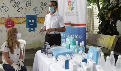 Entrega de elementos en el municipio de Tubará.