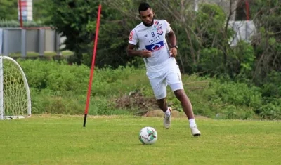 El delantero Miguel Ángel Borja.