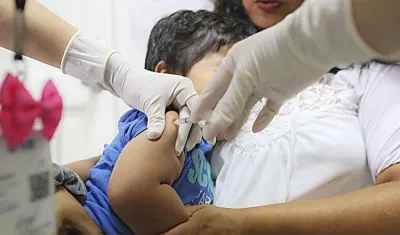 Ilustración de vacunación