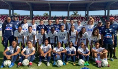 Plantel de equipo femenino.
