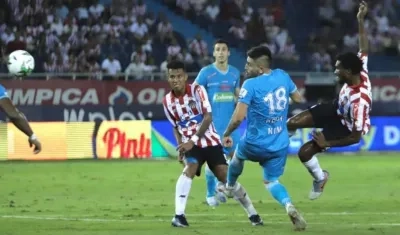 Junior ante Jaguares