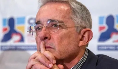 El senador Álvaro Uribe Vélez.