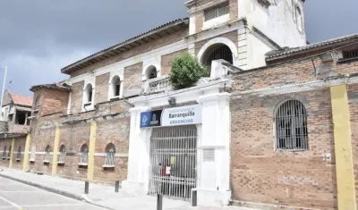 Jeison Moreno López recibe atención médica en el Hospital General de Barranquilla.