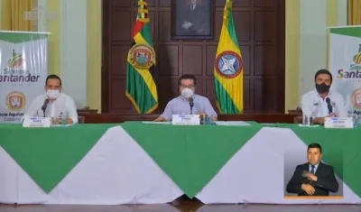 Ministro de Salud, Fernando Ruíz.