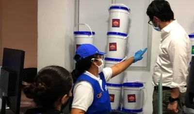 Secretario de Gobierno, Clemente Fajardo, visita el Centro de Migrantes.