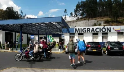 Paso fronterizo de Colombia con Ecuador.