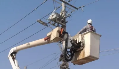 Trabajos serán de reubicación de redes por canalización de arroyos.
