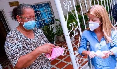 Hospitales de los 22 municipios recibieron mil oxímetros y medicamentos, para monitorear a los pacientes mayores.