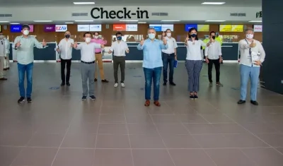 Ceremonia de reapertura del aeropuerto Ernesto Cortissoz.