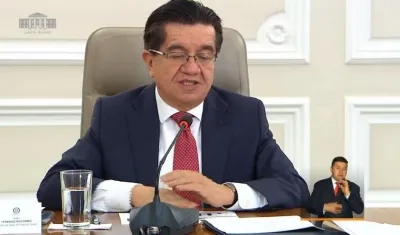 Ministro de Salud, Fernando Ruíz.