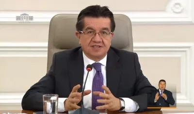 Ministro de Salud, Fernando Ruíz.