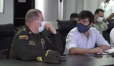 El comandante Ricardo Alarcón y el Alcalde Jaime Pumarejo.