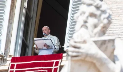Papa Francisco en el rezo del del ángelus.