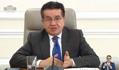 Ministro de Salud, Fernando Ruíz.