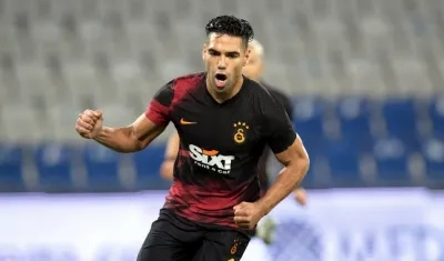 Falcao García, celebra su gol. 