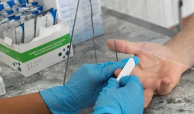 América se mantiene como la región más afectada, con 15,8 millones de casos.