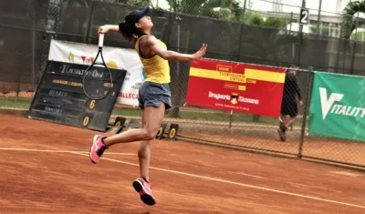 María Fernanda Herazo, tenista barranquillera. 