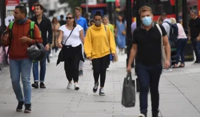  América suma 16,2 millones de casos de coronavirus.