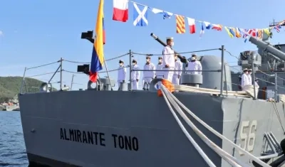 En la Base Naval de Jinhae, República de Corea Bandera de Corea del Sur, se llevó a cabo la ceremonia de transferencia de la Corbeta “Almirante Tono” a la  Armada de Colombia .