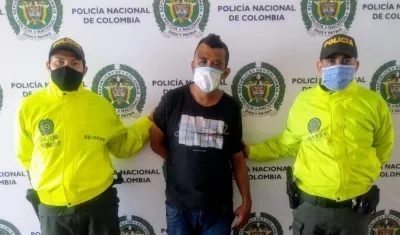 Juan Pablo Vega Moreno tras ser capturado por el crimen ocurrido en el barrio Los Fundadores de Soledad. 