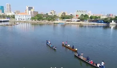 El alcalde en un recorrido por Caños de Barranquilla