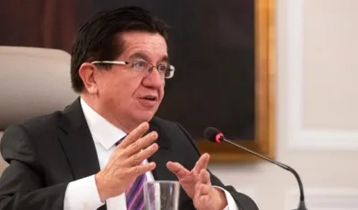 El Ministro de Salud, Fernando Ruiz.