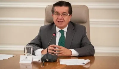 El Ministro de Salud, Fernando Ruiz.