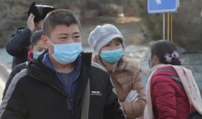 Las autoridades sanitarias también informaron hoy de la detección de 38 infecciones asintomáticas.