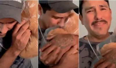 Hombre al escuchar la voz de su padre. 