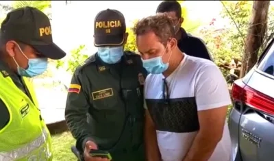 Imposición del comparendo al médico Marcos Petro.