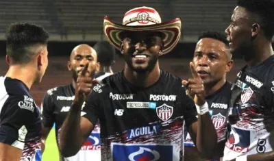 Miguel Ángel Borja celebrando la apertura del marcador en Medellín.