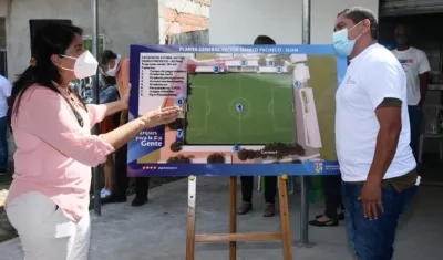 Nury Logreira y el exfutbolista Víctor Pacheco.