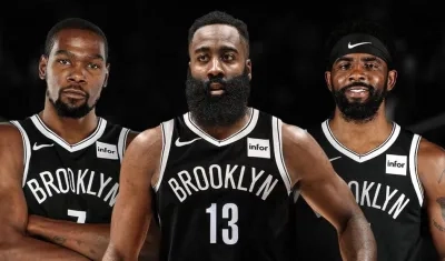 El nuevo trío estelar de los Nets con James Harden, Kevin Durant y Kyrie Irving. 