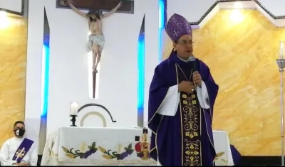 Monseñor Pablo Salas, Arzobispo de Barranquilla.