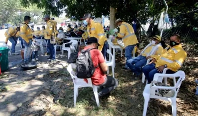 Plantón de trabajadores de Prodeco en La Jagua