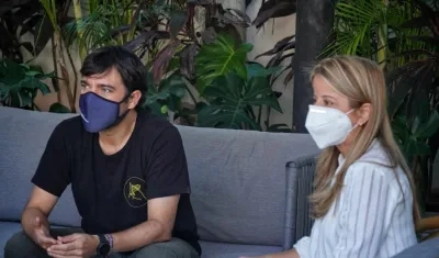 El Alcalde Jaime Pumarejo y la Gobernadora Elsa Noguera.